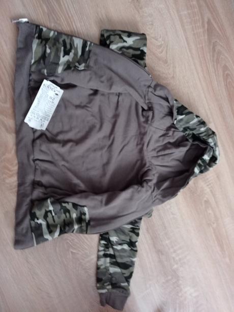 Mikina nová - obojstranná 92, 92