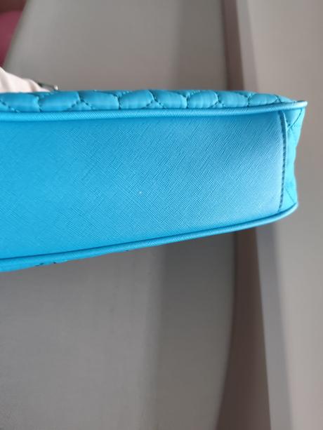 Kabelka vera new york, 