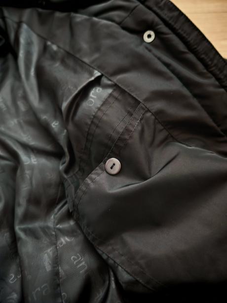 Krásna zimná bunda, 50