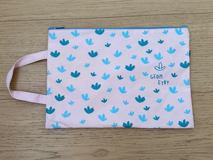 Puzdro na papiere / noty,