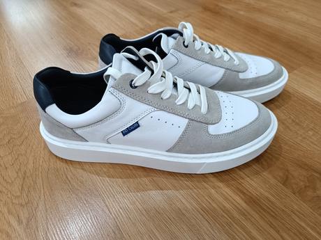 Tenisky, 45