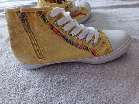 Žlté tenké topánky, john garfield,35