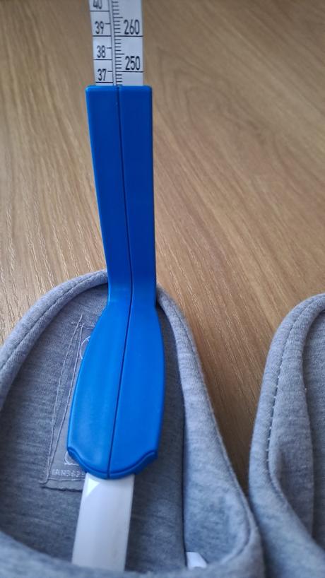 Dievčenské/ dámske papuče 38/39, 38