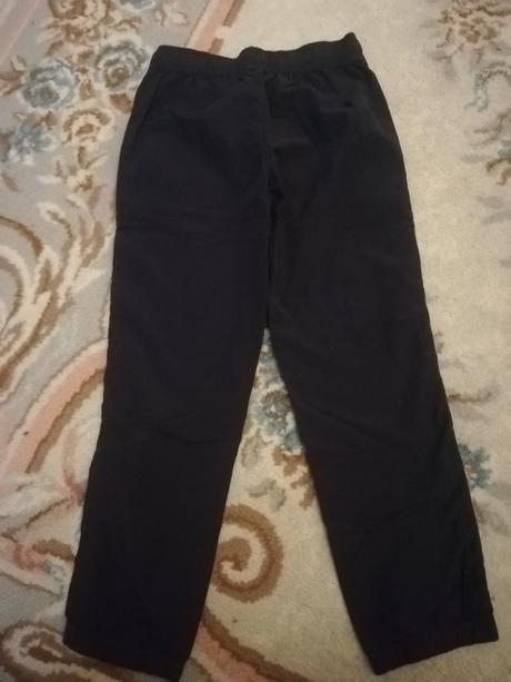 Kvalitné športové nohavice head, 140