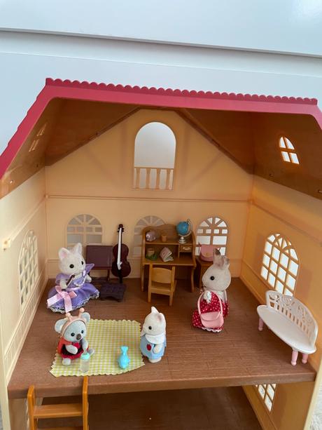 Sylvanian families dom, zvieratká aj príslušenstvo,
