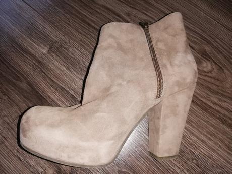 Semisove čižmičky na platforme, fornarina,39