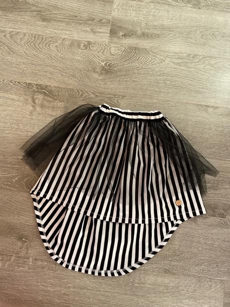 Pruzkovana sukna, 122