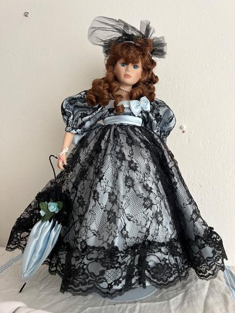 Dlhe saty 50 cm so stojanom klobukom a dazdnikom, 