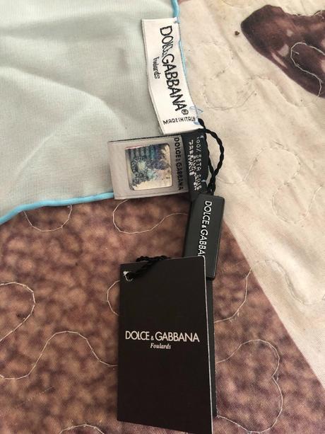 Dolce a gabbana hodvábna šatka (náboženský motív), 