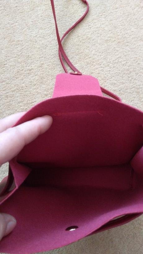 Vínová cross body taška, 