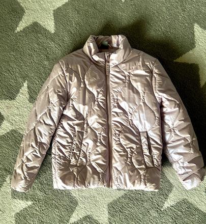 Prechodna bundička, 134