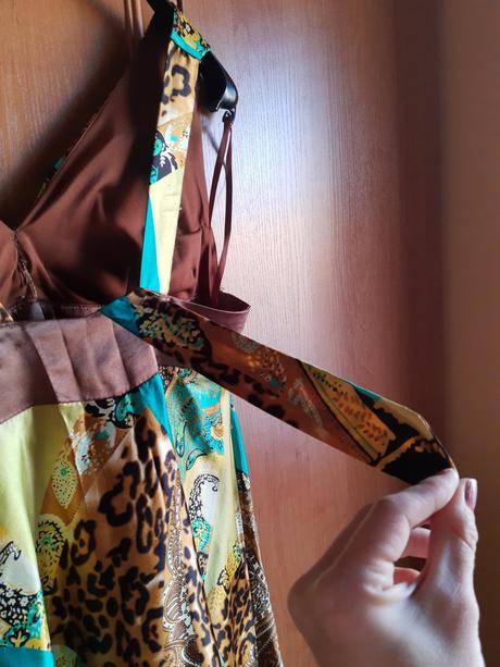 Spoločenské šaty, m