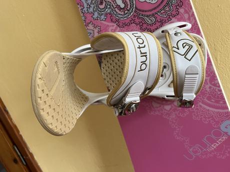 Snowboard burton 151cm aj s topankami a viazanim, 150-159 cm