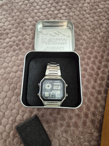 Panske hodinky, casio