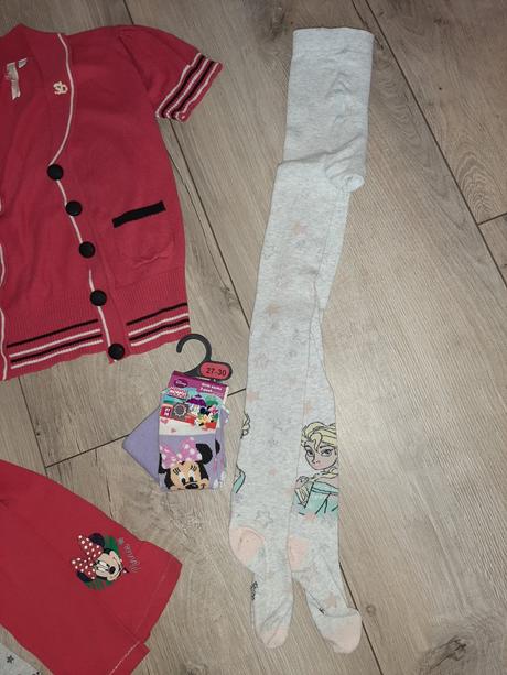 Červený balíček minnie, elsa, 104–116