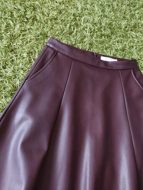 Kozenkova sukna reserved vel. 34, reserved,34