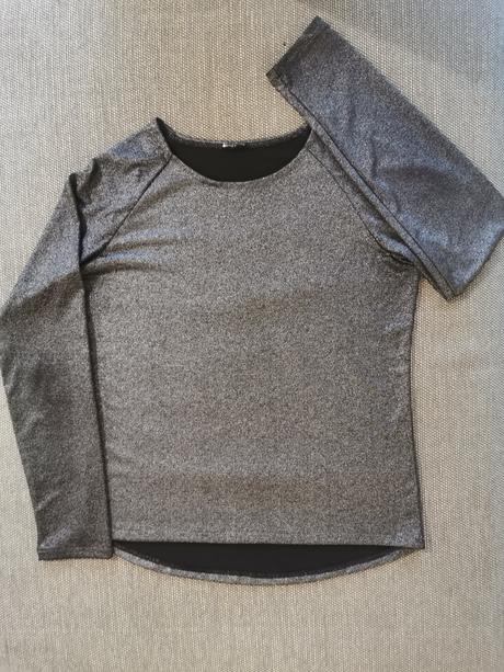 Trblietavé tričko, 152