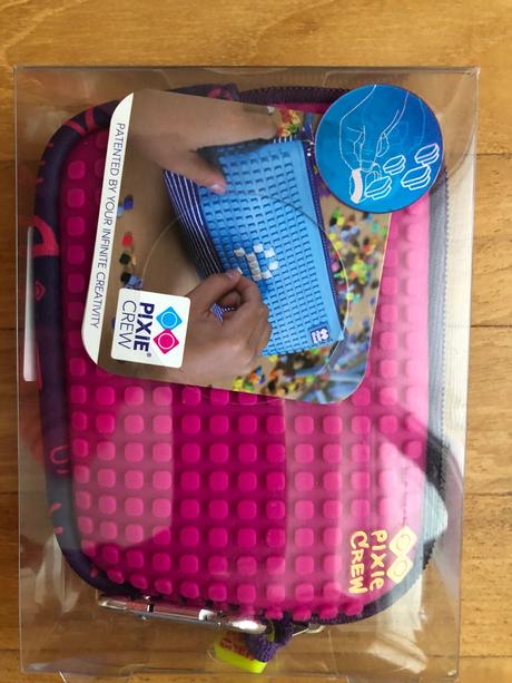 Púzdro písmená fuchsia, 