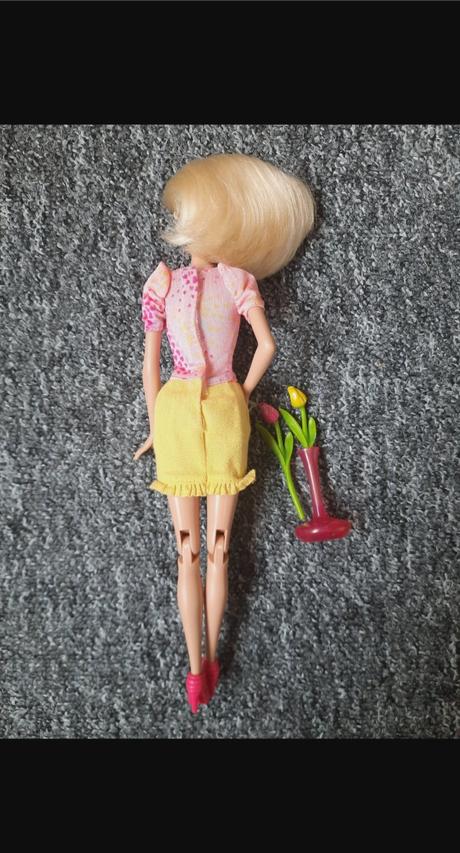 Barbie bábika, 