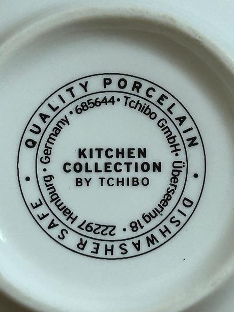Porcelánový hrnček zn.tchibo 500 ml, 