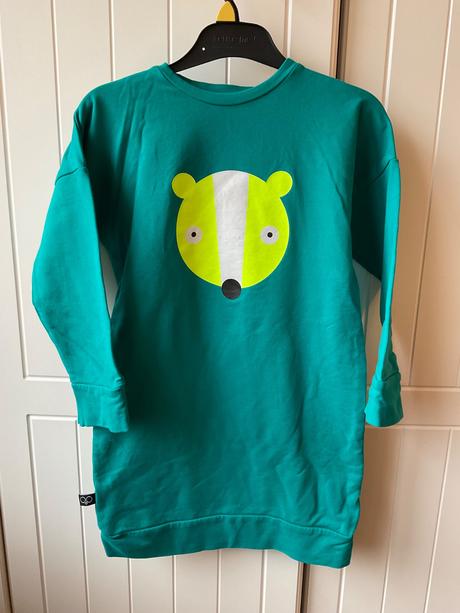 Svietiace šaty slovenská značka lemur lemur, 122