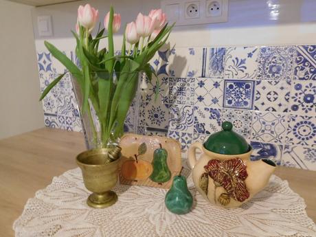 Do zelena dekorácia kuchyňe mažiar,hruška mramor,