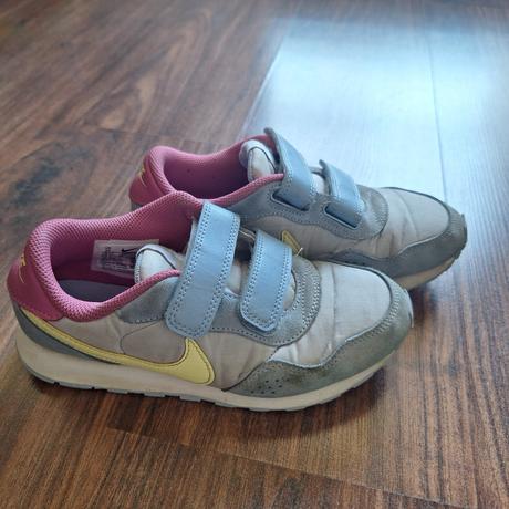 Dievčenské tenisky nike, 33,5, nike,33