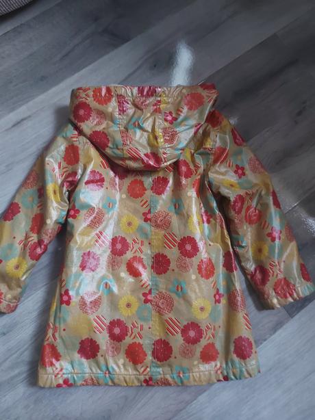 Dievčenský pršiplášť, elle,104