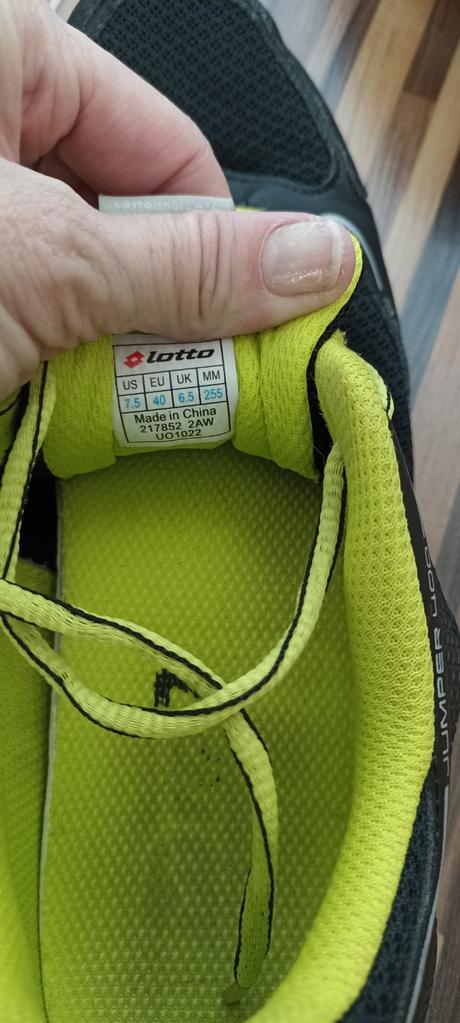 Tenisky halové, lotto,40