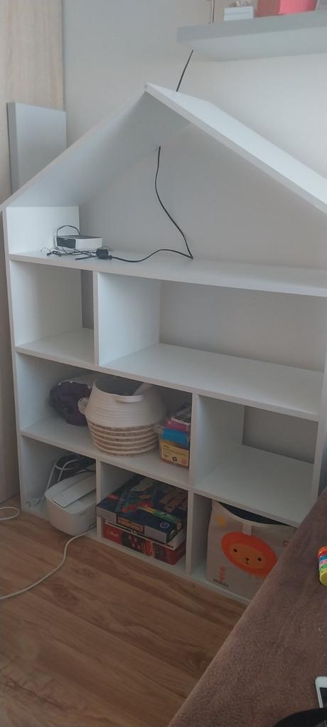 Domček na hračky z dreva,