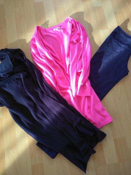 Balík oblečenia s, s