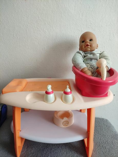 Prebaľovací pult s vaničkou+ bábika zdarma, 