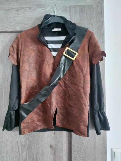 Oblecenie na karneval, 116