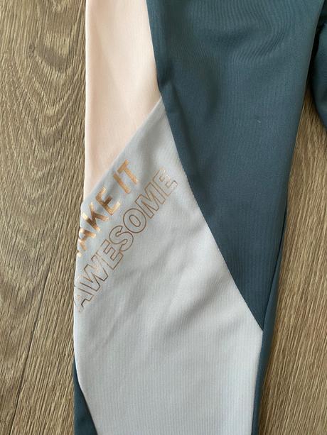 Športové leginy a top, zara,128
