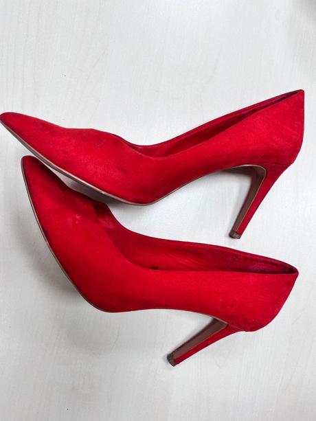 Červené lodičky, stradivarius,38