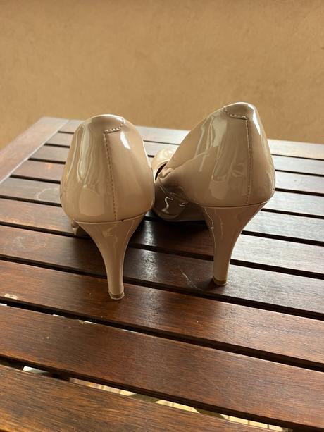 Bledoružové topánky na vysokom opätku m&s, marks & spencer,38