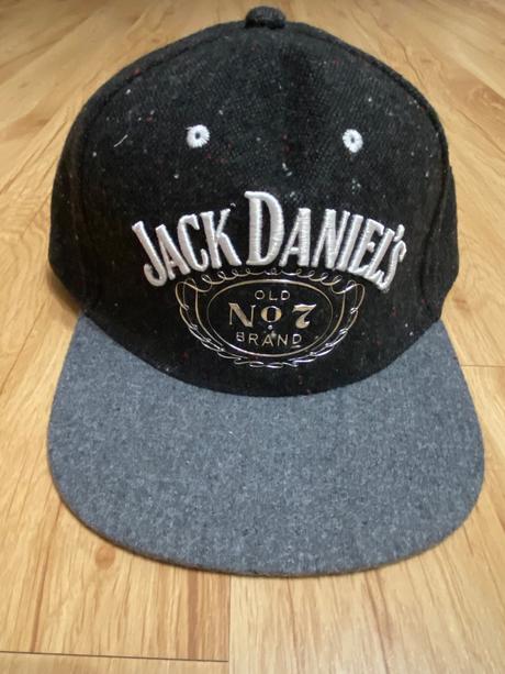 Šiltovka jack daniels, 