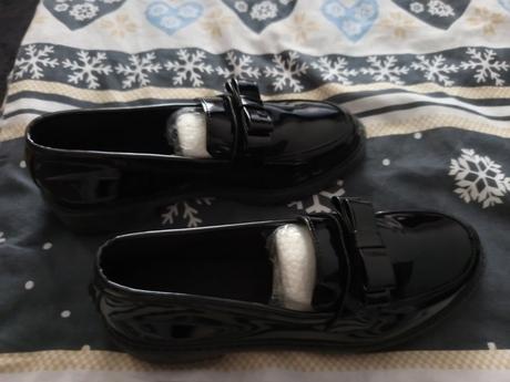 Nové topánky-mokasíny, 39