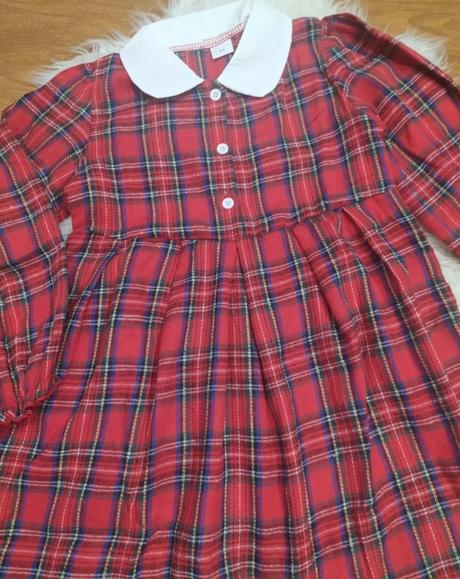 Karované šatky, 122