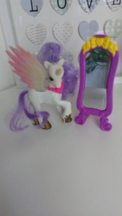 My little pony so zrkadielkom,