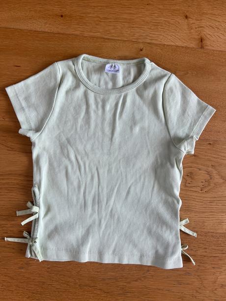 Dievcenske tricko- croptop, zara,164
