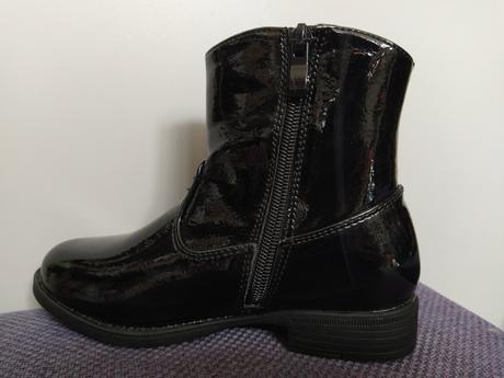 Čižmičky, 28 / 29