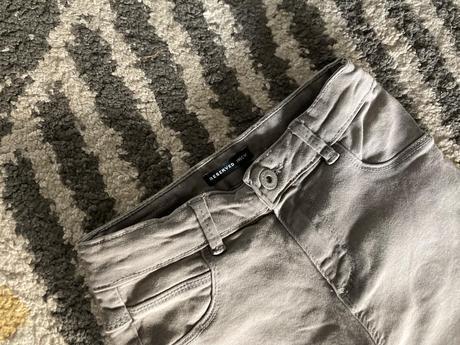 Šedé skinny rifle, reserved,140