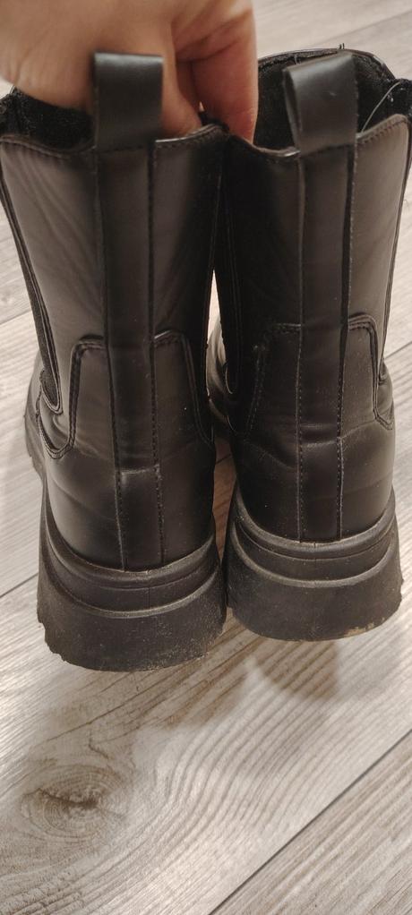 Prechodné topánky, sinsay,40