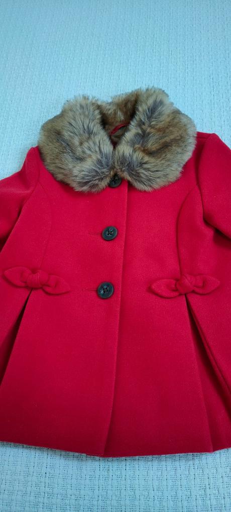 Červený kabátik, f&f,68