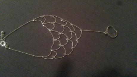 Zaujímavý šperk, avon