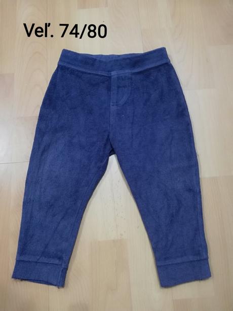 8x tepláky, disney,74