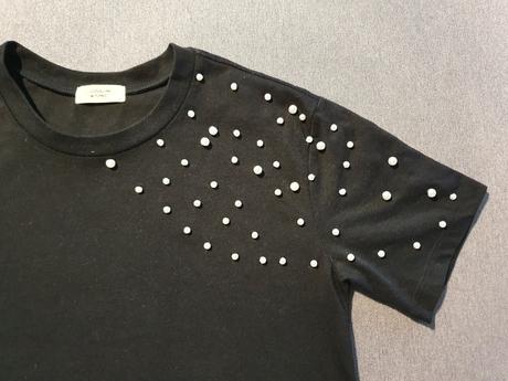 Čierne tričko s perličkami, s