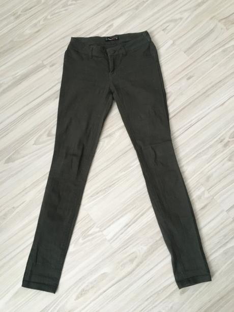 Nohavice, fishbone,xs