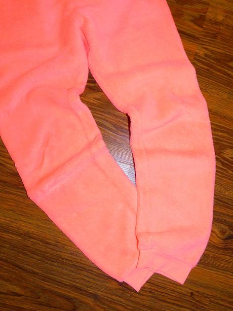 Neónovoružové chlpátkové pyžamové nohavice primark, primark,146